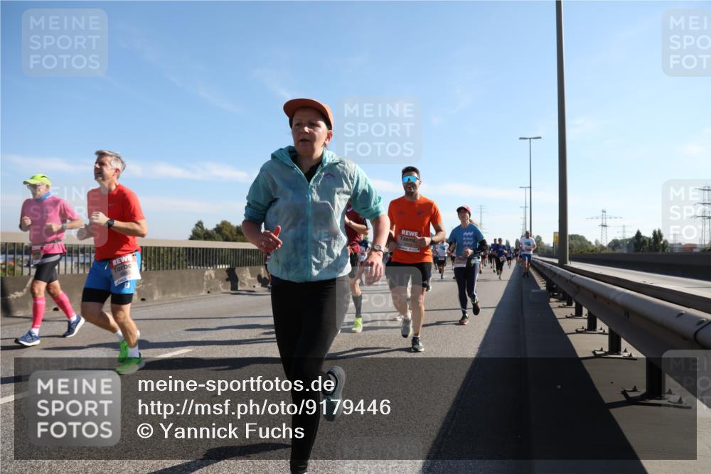 03.10.2025 - Köhlbrandbrückenlauf Yannick Fuchs http://msf.ph/oto/9179446 03.10.2025 11:19:34 Position 3  meine-sportfotos.de