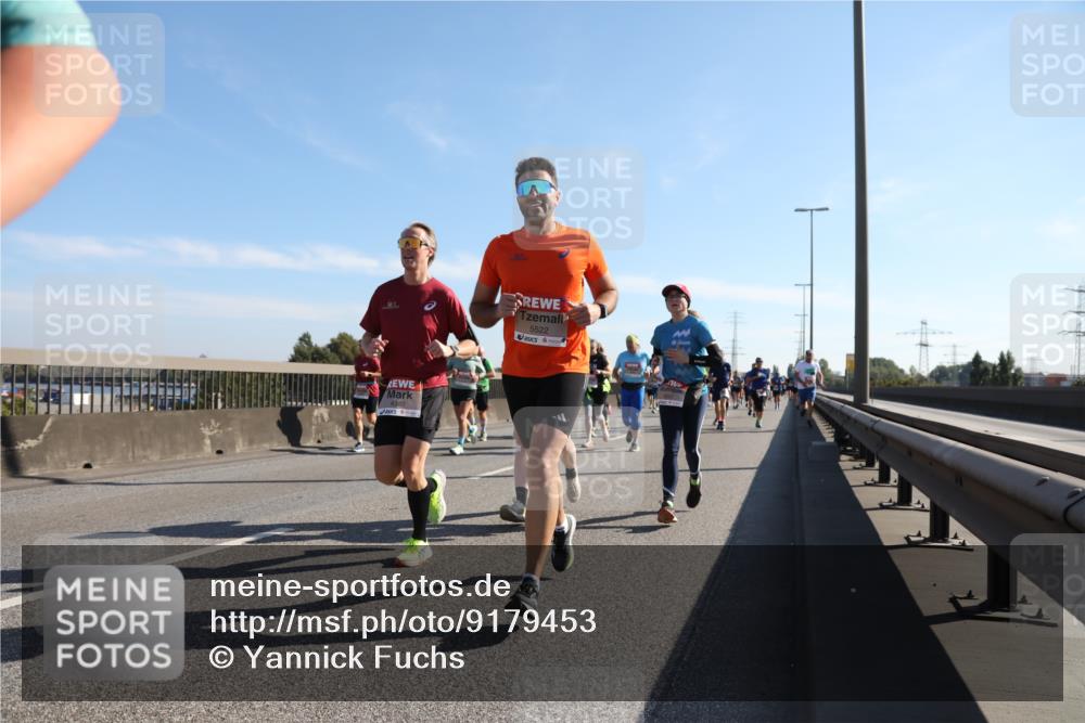 03.10.2025 - Köhlbrandbrückenlauf Yannick Fuchs http://msf.ph/oto/9179453 03.10.2025 11:19:35 Position 3 5522 meine-sportfotos.de