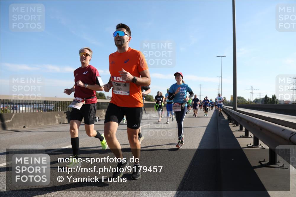 03.10.2025 - Köhlbrandbrückenlauf Yannick Fuchs http://msf.ph/oto/9179457 03.10.2025 11:19:35 Position 3 5522 meine-sportfotos.de