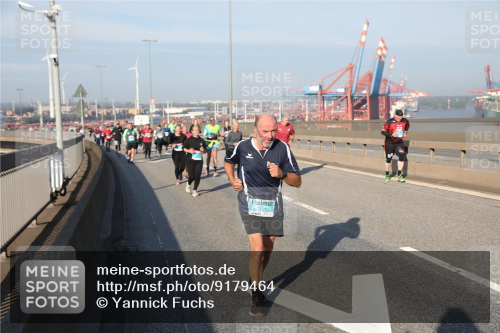 03.10.2025 - Köhlbrandbrückenlauf Yannick Fuchs http://msf.ph/oto/9179464 03.10.2025 08:52:22 Position 2 2121 meine-sportfotos.de