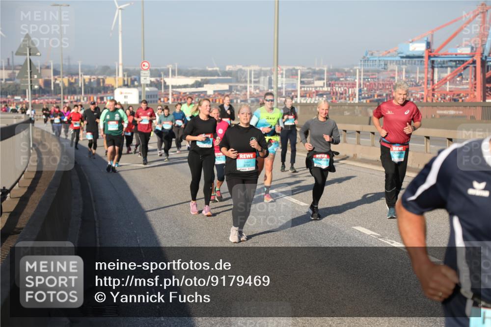 03.10.2025 - Köhlbrandbrückenlauf Yannick Fuchs http://msf.ph/oto/9179469 03.10.2025 08:52:23 Position 2 3759 meine-sportfotos.de