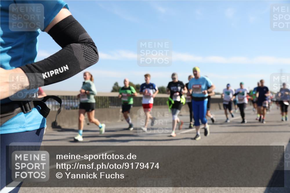 03.10.2025 - Köhlbrandbrückenlauf Yannick Fuchs http://msf.ph/oto/9179474 03.10.2025 11:19:36 Position 3  meine-sportfotos.de