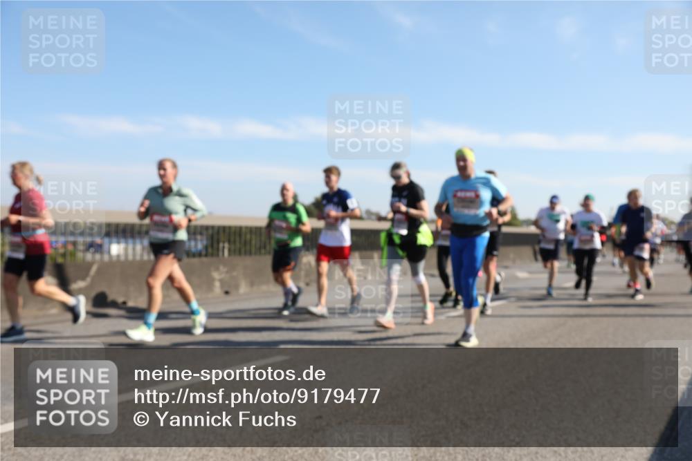 03.10.2025 - Köhlbrandbrückenlauf Yannick Fuchs http://msf.ph/oto/9179477 03.10.2025 11:19:37 Position 3  meine-sportfotos.de
