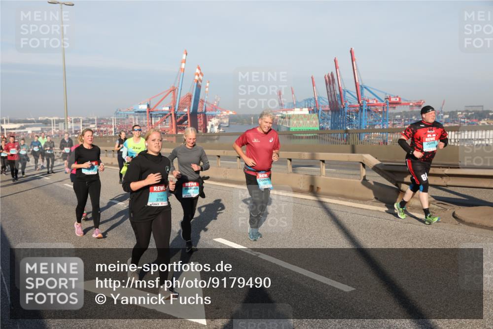 03.10.2025 - Köhlbrandbrückenlauf Yannick Fuchs http://msf.ph/oto/9179490 03.10.2025 08:52:26 Position 2 3759 meine-sportfotos.de