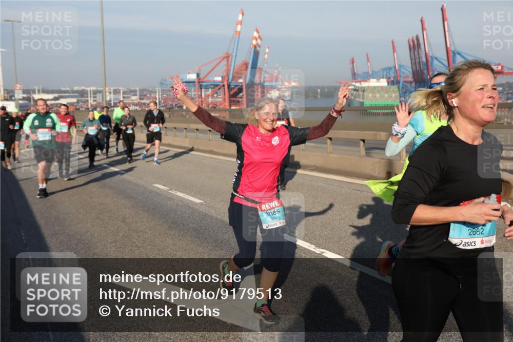 03.10.2025 - Köhlbrandbrückenlauf Yannick Fuchs http://msf.ph/oto/9179513 03.10.2025 08:52:28 Position 2 2943, 2682 meine-sportfotos.de