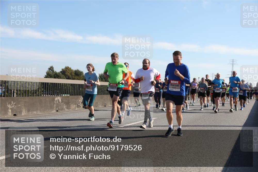 03.10.2025 - Köhlbrandbrückenlauf Yannick Fuchs http://msf.ph/oto/9179526 03.10.2025 11:19:41 Position 3 6448 meine-sportfotos.de