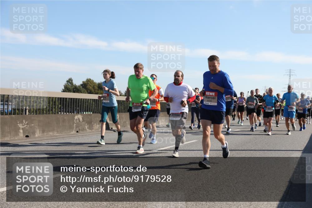 03.10.2025 - Köhlbrandbrückenlauf Yannick Fuchs http://msf.ph/oto/9179528 03.10.2025 11:19:41 Position 3 6448 meine-sportfotos.de