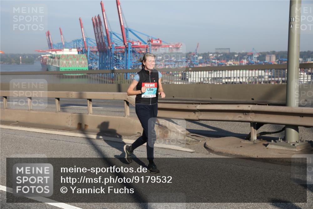 03.10.2025 - Köhlbrandbrückenlauf Yannick Fuchs http://msf.ph/oto/9179532 03.10.2025 08:52:30 Position 2 3215, 118 meine-sportfotos.de
