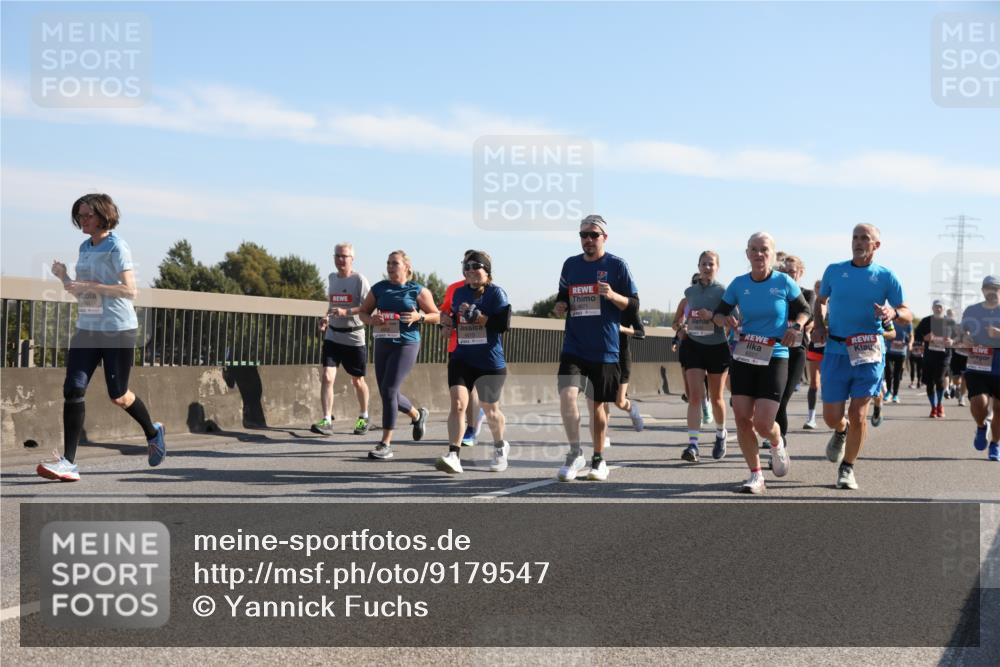 03.10.2025 - Köhlbrandbrückenlauf Yannick Fuchs http://msf.ph/oto/9179547 03.10.2025 11:19:43 Position 3  meine-sportfotos.de
