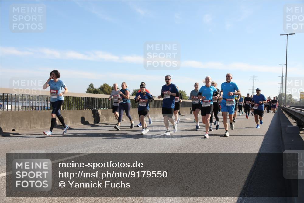 03.10.2025 - Köhlbrandbrückenlauf Yannick Fuchs http://msf.ph/oto/9179550 03.10.2025 11:19:43 Position 3  meine-sportfotos.de