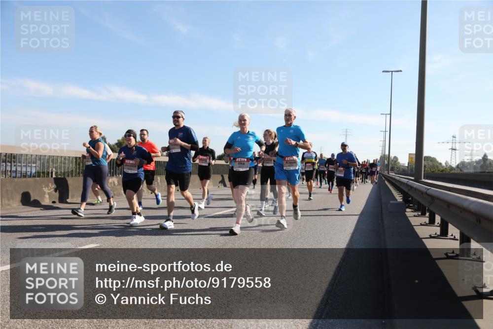 03.10.2025 - Köhlbrandbrückenlauf Yannick Fuchs http://msf.ph/oto/9179558 03.10.2025 11:19:44 Position 3  meine-sportfotos.de