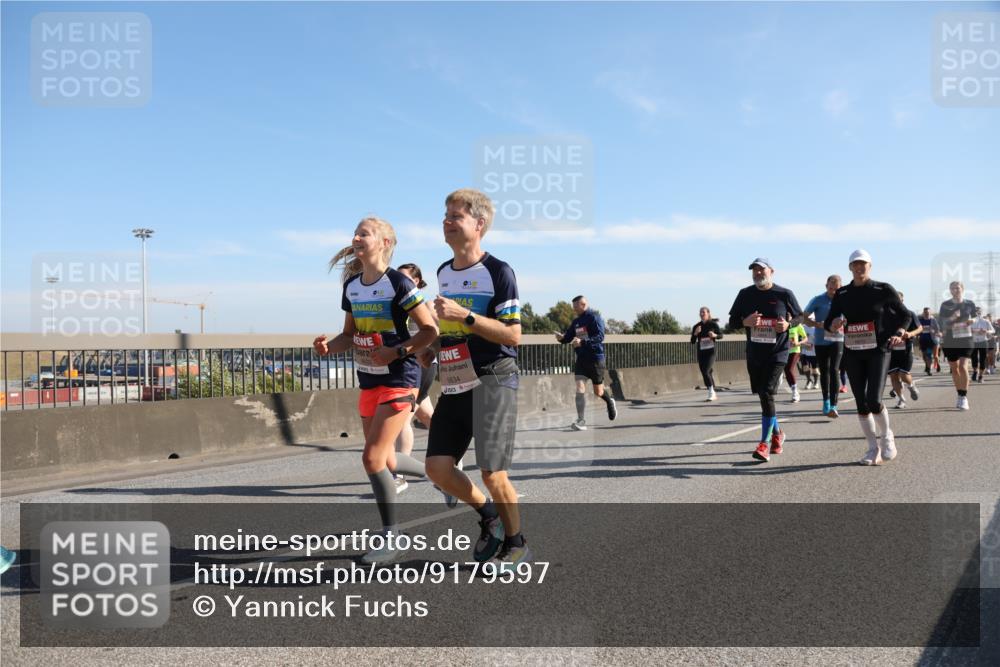 03.10.2025 - Köhlbrandbrückenlauf Yannick Fuchs http://msf.ph/oto/9179597 03.10.2025 11:19:48 Position 3 6634 meine-sportfotos.de