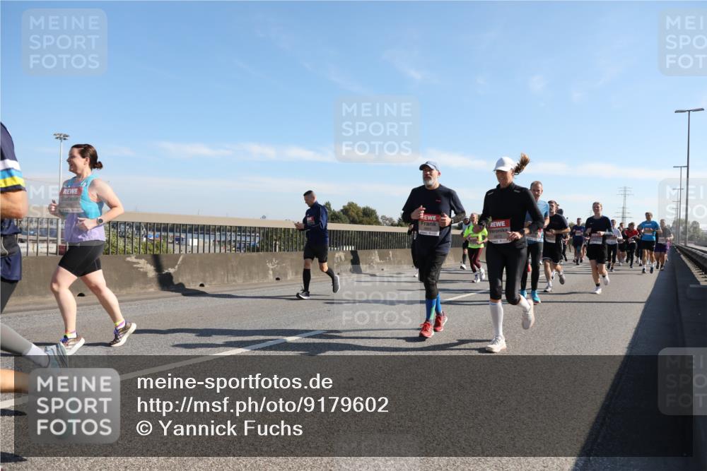 03.10.2025 - Köhlbrandbrückenlauf Yannick Fuchs http://msf.ph/oto/9179602 03.10.2025 11:19:49 Position 3  meine-sportfotos.de
