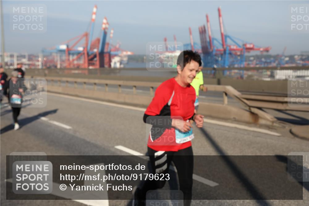 03.10.2025 - Köhlbrandbrückenlauf Yannick Fuchs http://msf.ph/oto/9179623 03.10.2025 08:52:39 Position 2  meine-sportfotos.de
