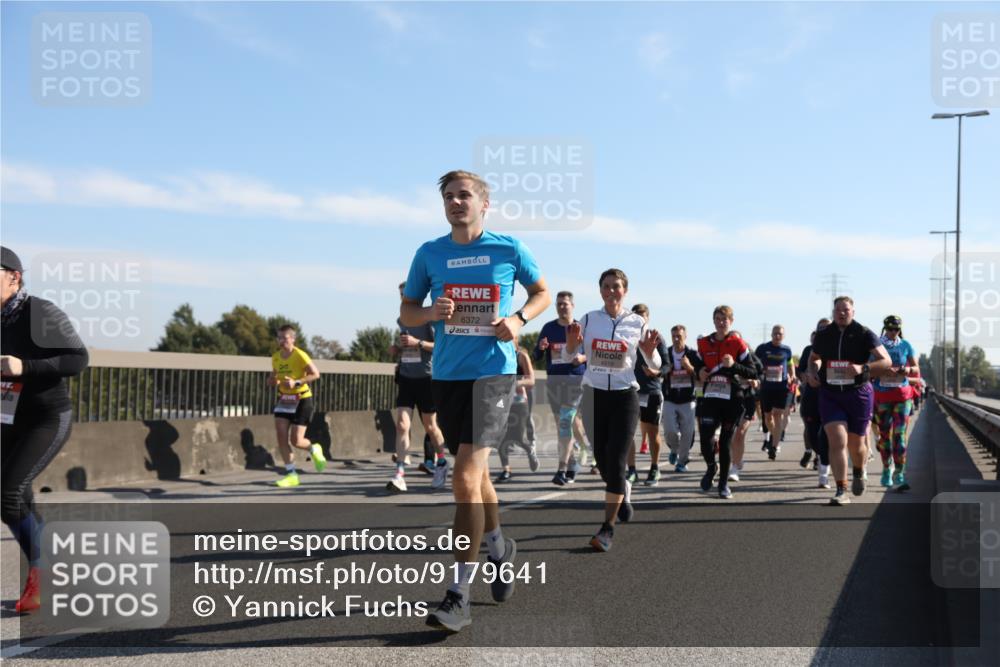03.10.2025 - Köhlbrandbrückenlauf Yannick Fuchs http://msf.ph/oto/9179641 03.10.2025 11:19:53 Position 3 6372, 4519 meine-sportfotos.de