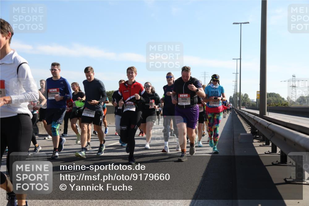 03.10.2025 - Köhlbrandbrückenlauf Yannick Fuchs http://msf.ph/oto/9179660 03.10.2025 11:19:54 Position 3 5073, 4341 meine-sportfotos.de