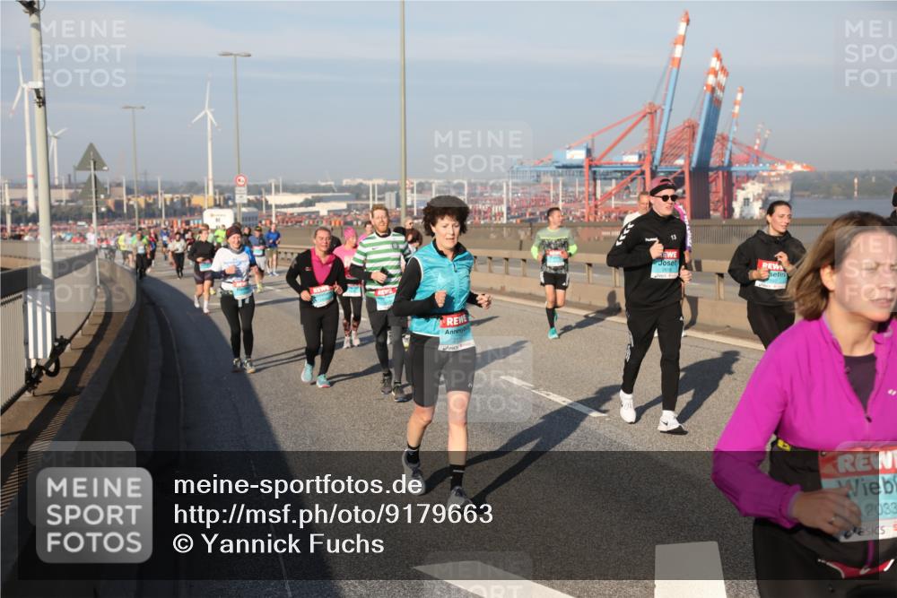 03.10.2025 - Köhlbrandbrückenlauf Yannick Fuchs http://msf.ph/oto/9179663 03.10.2025 08:52:45 Position 2 616, 2033 meine-sportfotos.de