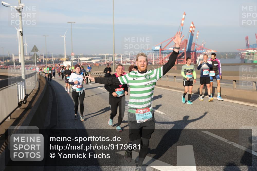 03.10.2025 - Köhlbrandbrückenlauf Yannick Fuchs http://msf.ph/oto/9179681 03.10.2025 08:52:47 Position 2 41, 1414, 3617 meine-sportfotos.de
