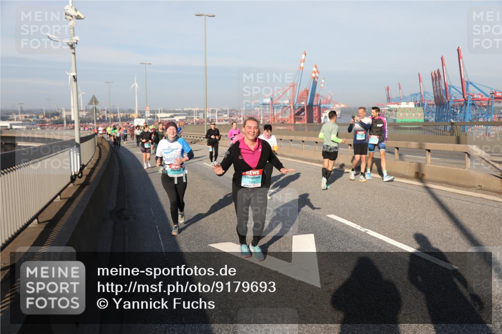 03.10.2025 - Köhlbrandbrückenlauf Yannick Fuchs http://msf.ph/oto/9179693 03.10.2025 08:52:48 Position 2  meine-sportfotos.de