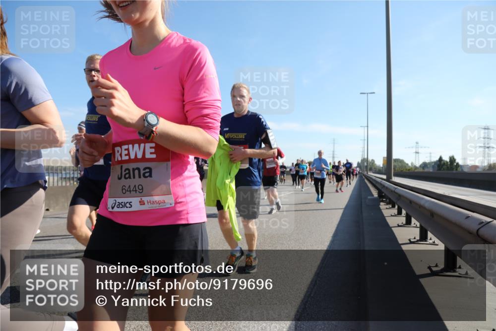 03.10.2025 - Köhlbrandbrückenlauf Yannick Fuchs http://msf.ph/oto/9179696 03.10.2025 11:19:58 Position 3 6449 meine-sportfotos.de