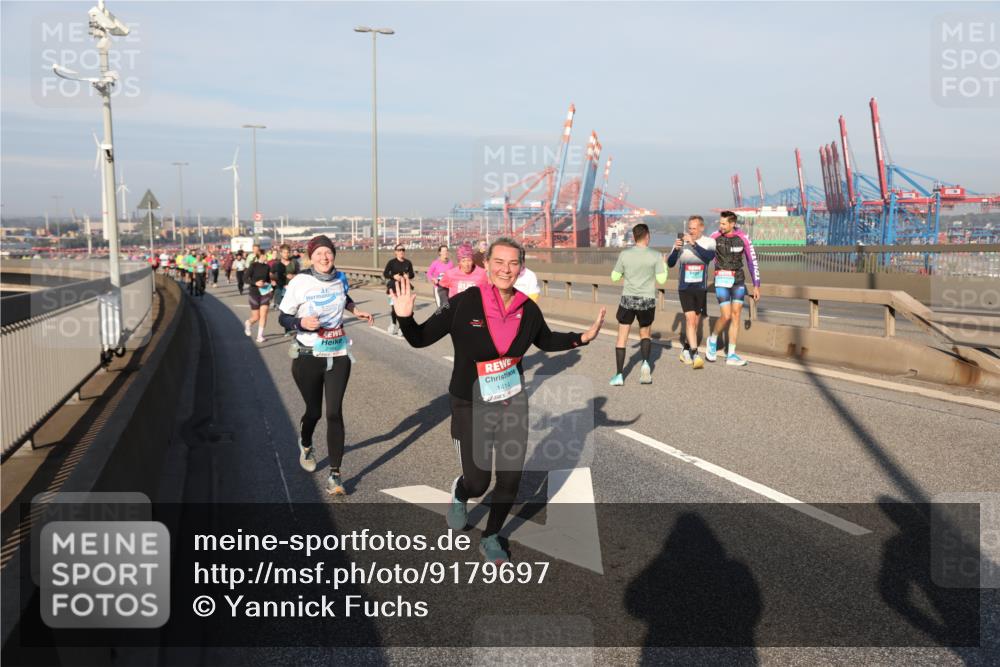 03.10.2025 - Köhlbrandbrückenlauf Yannick Fuchs http://msf.ph/oto/9179697 03.10.2025 08:52:48 Position 2 1414 meine-sportfotos.de