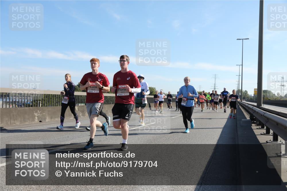 03.10.2025 - Köhlbrandbrückenlauf Yannick Fuchs http://msf.ph/oto/9179704 03.10.2025 11:19:59 Position 3  meine-sportfotos.de