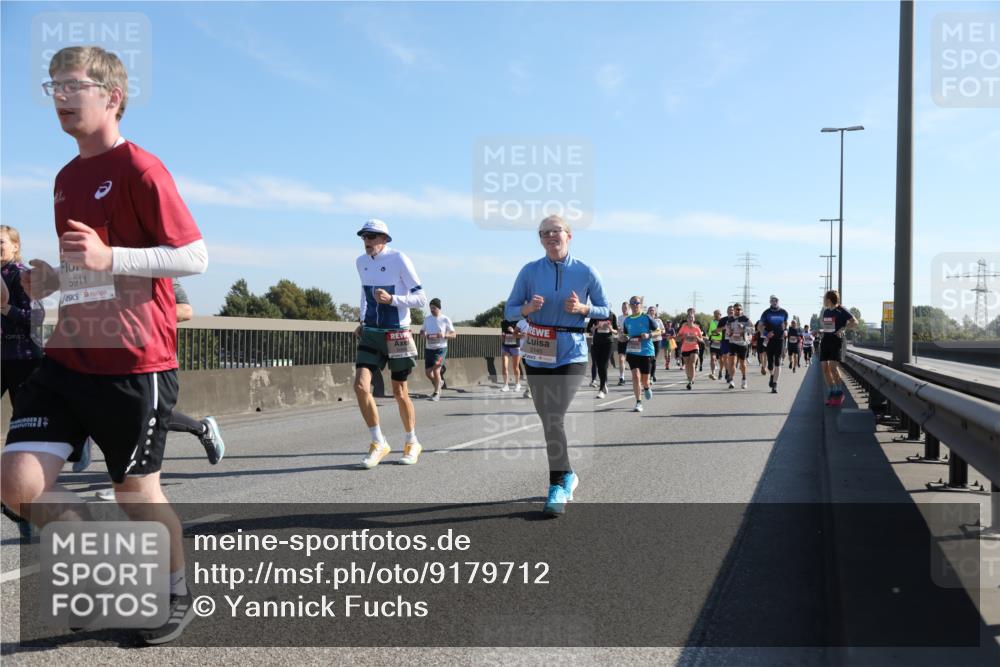 03.10.2025 - Köhlbrandbrückenlauf Yannick Fuchs http://msf.ph/oto/9179712 03.10.2025 11:20:00 Position 3 5911, 5145 meine-sportfotos.de