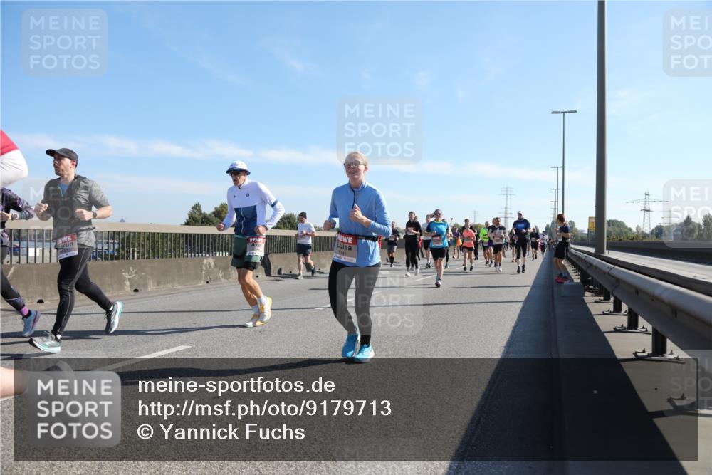 03.10.2025 - Köhlbrandbrückenlauf Yannick Fuchs http://msf.ph/oto/9179713 03.10.2025 11:20:00 Position 3 5145 meine-sportfotos.de