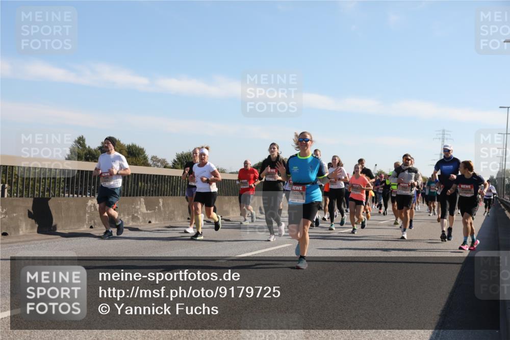 03.10.2025 - Köhlbrandbrückenlauf Yannick Fuchs http://msf.ph/oto/9179725 03.10.2025 11:20:02 Position 3  meine-sportfotos.de