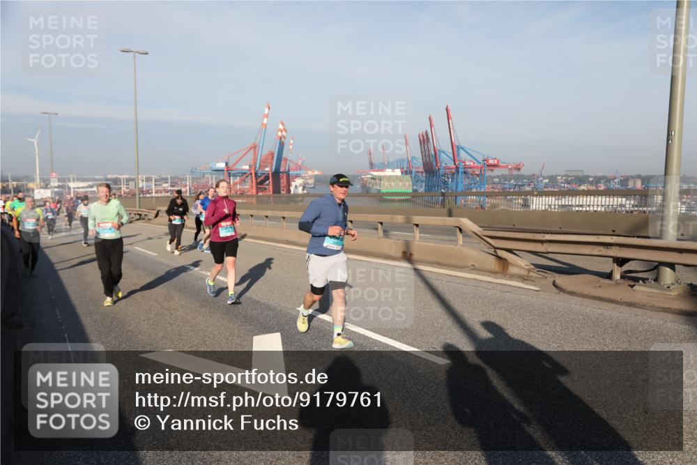 03.10.2025 - Köhlbrandbrückenlauf Yannick Fuchs http://msf.ph/oto/9179761 03.10.2025 08:52:56 Position 2  meine-sportfotos.de