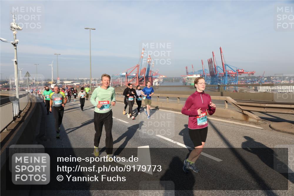 03.10.2025 - Köhlbrandbrückenlauf Yannick Fuchs http://msf.ph/oto/9179773 03.10.2025 08:52:57 Position 2 2128 meine-sportfotos.de