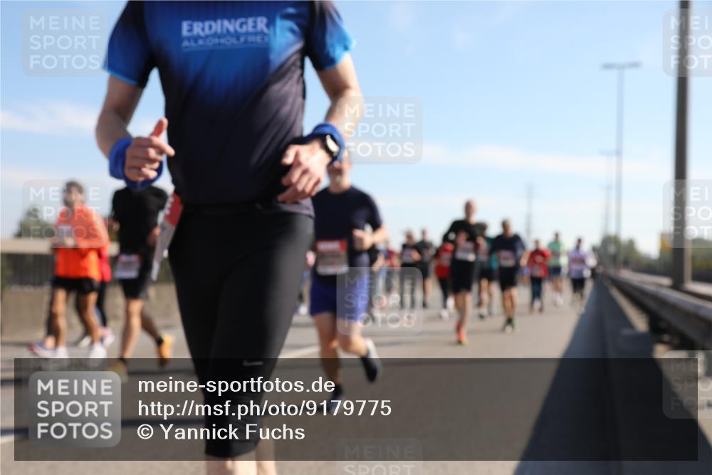03.10.2025 - Köhlbrandbrückenlauf Yannick Fuchs http://msf.ph/oto/9179775 03.10.2025 11:20:06 Position 3  meine-sportfotos.de