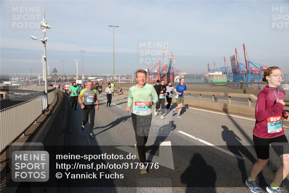 03.10.2025 - Köhlbrandbrückenlauf Yannick Fuchs http://msf.ph/oto/9179776 03.10.2025 08:52:58 Position 2 2167, 2128 meine-sportfotos.de