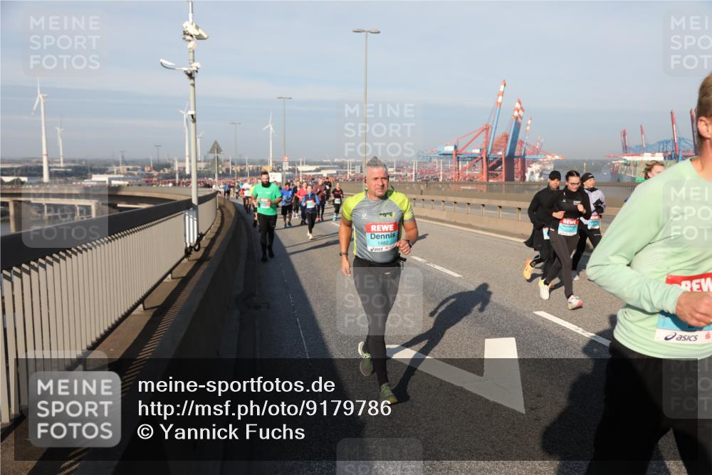 03.10.2025 - Köhlbrandbrückenlauf Yannick Fuchs http://msf.ph/oto/9179786 03.10.2025 08:52:59 Position 2 1482 meine-sportfotos.de