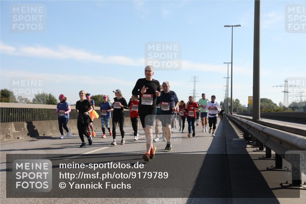 03.10.2025 - Köhlbrandbrückenlauf Yannick Fuchs http://msf.ph/oto/9179789 03.10.2025 11:20:07 Position 3 5115 meine-sportfotos.de
