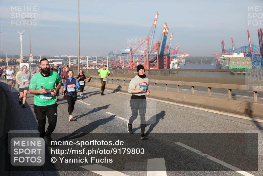 03.10.2025 - Köhlbrandbrückenlauf Yannick Fuchs http://msf.ph/oto/9179803 03.10.2025 08:53:02 Position 2  meine-sportfotos.de
