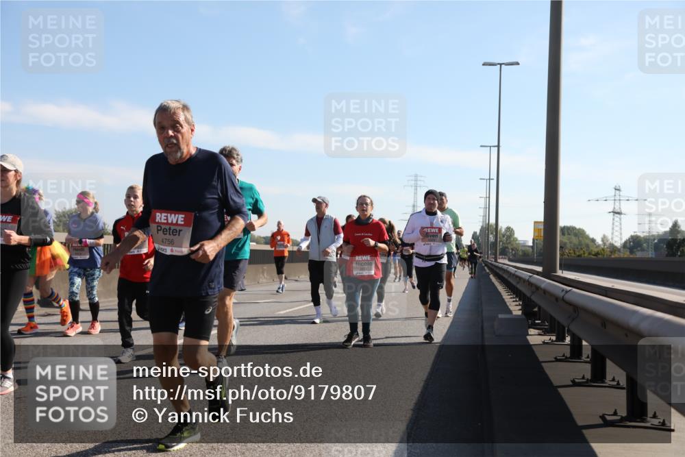 03.10.2025 - Köhlbrandbrückenlauf Yannick Fuchs http://msf.ph/oto/9179807 03.10.2025 11:20:09 Position 3 4756 meine-sportfotos.de