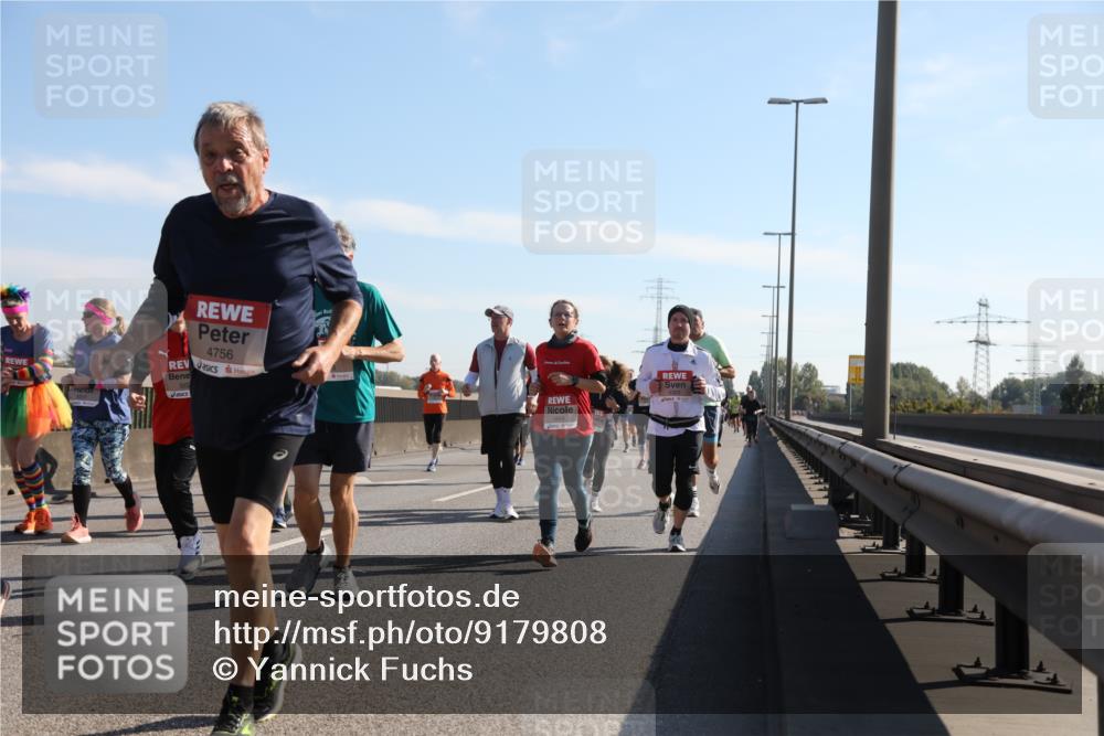 03.10.2025 - Köhlbrandbrückenlauf Yannick Fuchs http://msf.ph/oto/9179808 03.10.2025 11:20:09 Position 3 4756 meine-sportfotos.de