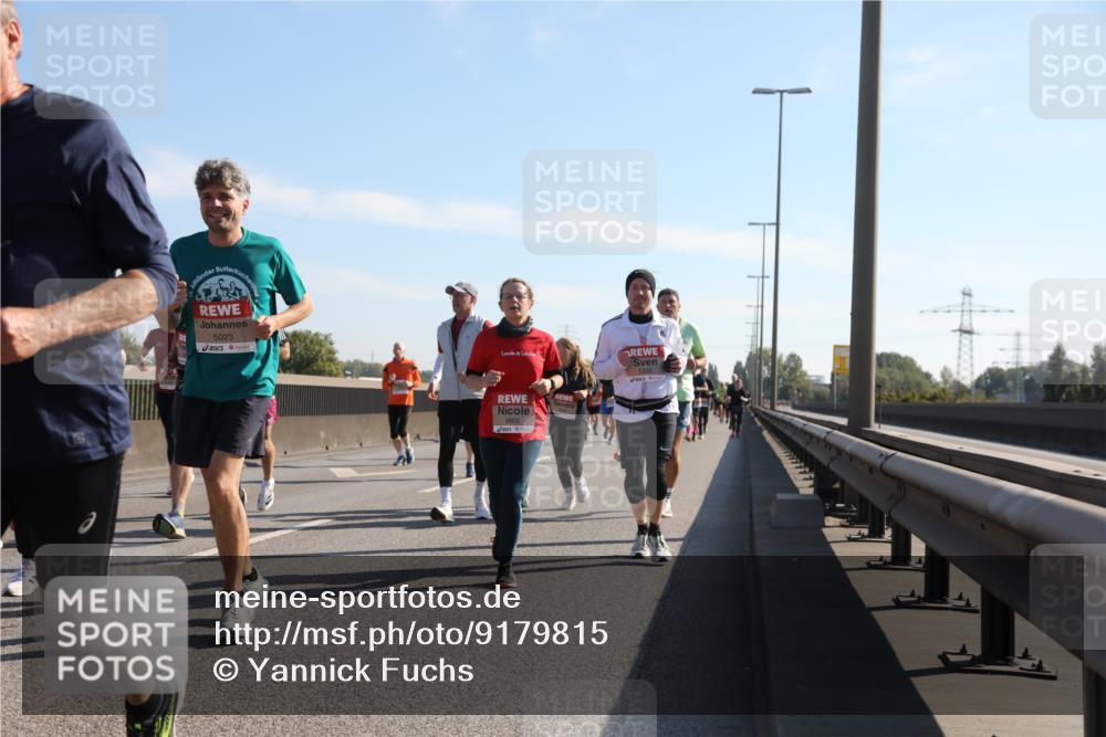 03.10.2025 - Köhlbrandbrückenlauf Yannick Fuchs http://msf.ph/oto/9179815 03.10.2025 11:20:10 Position 3 5023, 4869 meine-sportfotos.de