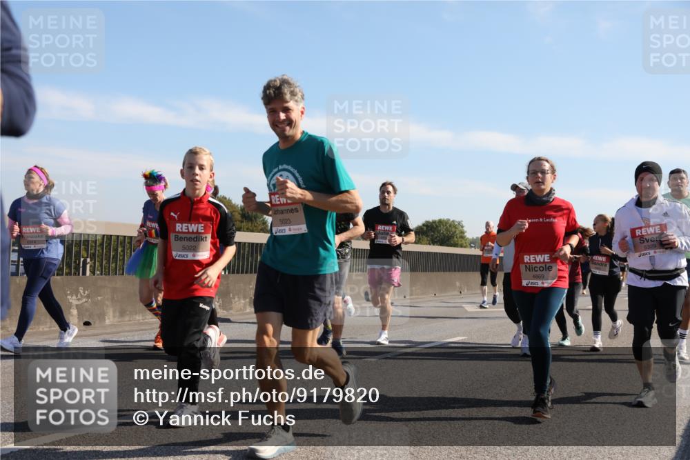 03.10.2025 - Köhlbrandbrückenlauf Yannick Fuchs http://msf.ph/oto/9179820 03.10.2025 11:20:10 Position 3 6314, 5023, 5022, 4869, 5329 meine-sportfotos.de