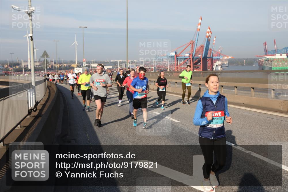 03.10.2025 - Köhlbrandbrückenlauf Yannick Fuchs http://msf.ph/oto/9179821 03.10.2025 08:53:04 Position 2 3170 meine-sportfotos.de