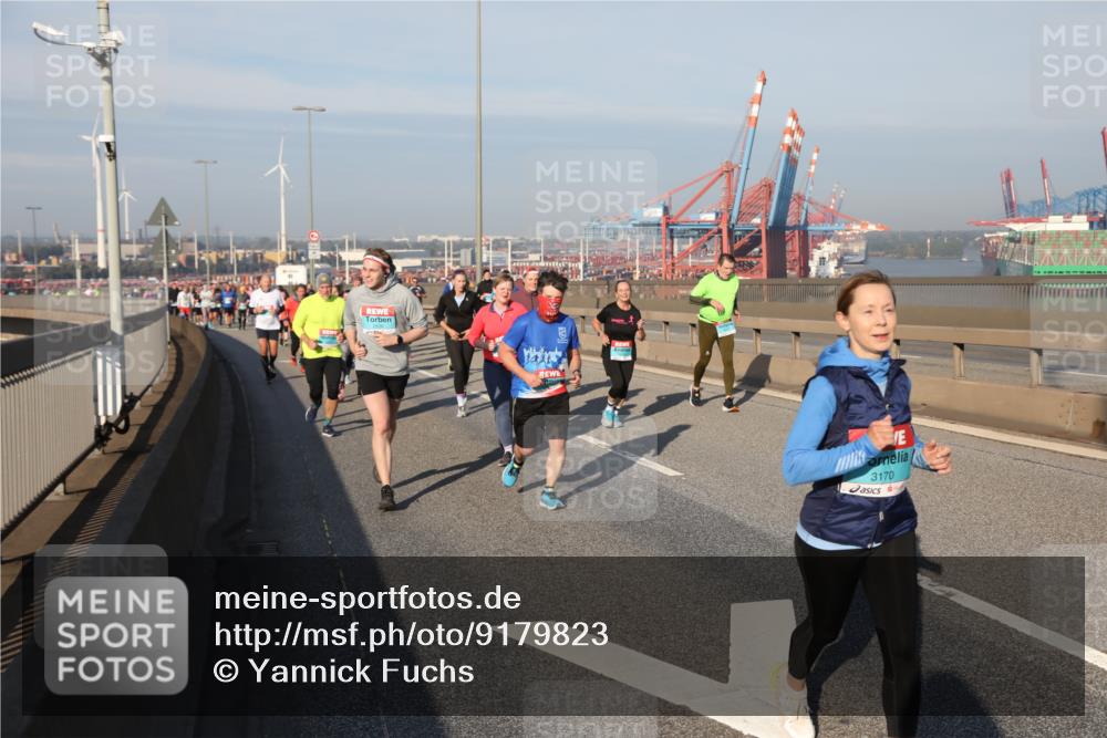 03.10.2025 - Köhlbrandbrückenlauf Yannick Fuchs http://msf.ph/oto/9179823 03.10.2025 08:53:04 Position 2 3170 meine-sportfotos.de