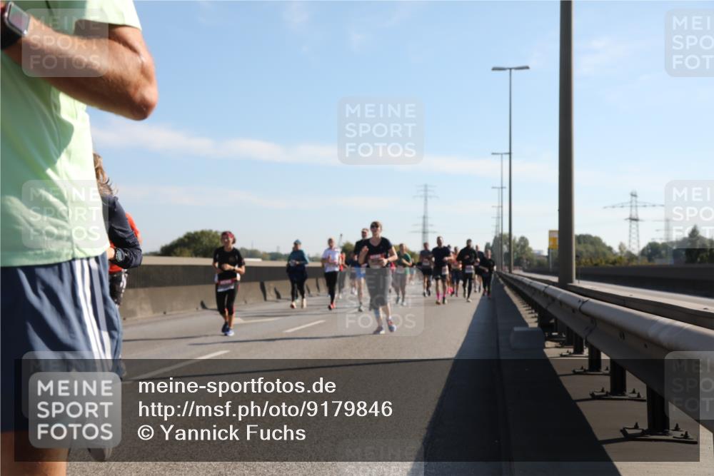 03.10.2025 - Köhlbrandbrückenlauf Yannick Fuchs http://msf.ph/oto/9179846 03.10.2025 11:20:13 Position 3  meine-sportfotos.de