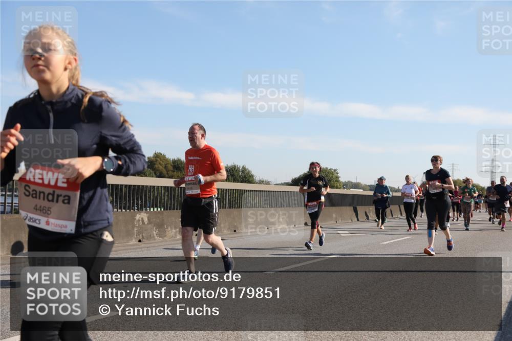 03.10.2025 - Köhlbrandbrückenlauf Yannick Fuchs http://msf.ph/oto/9179851 03.10.2025 11:20:13 Position 3 4465, 4616 meine-sportfotos.de