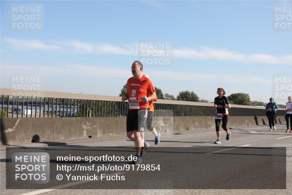 03.10.2025 - Köhlbrandbrückenlauf Yannick Fuchs http://msf.ph/oto/9179854 03.10.2025 11:20:14 Position 3 4616 meine-sportfotos.de