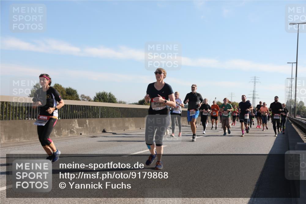 03.10.2025 - Köhlbrandbrückenlauf Yannick Fuchs http://msf.ph/oto/9179868 03.10.2025 11:20:15 Position 3 5003 meine-sportfotos.de