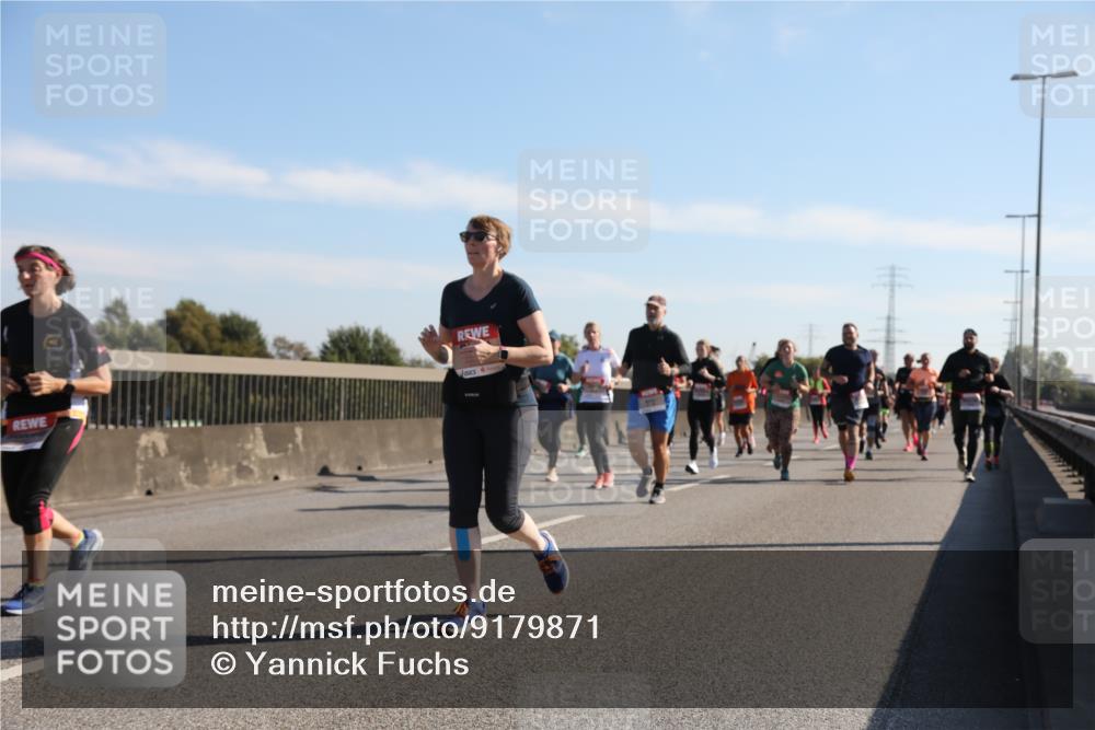 03.10.2025 - Köhlbrandbrückenlauf Yannick Fuchs http://msf.ph/oto/9179871 03.10.2025 11:20:16 Position 3  meine-sportfotos.de