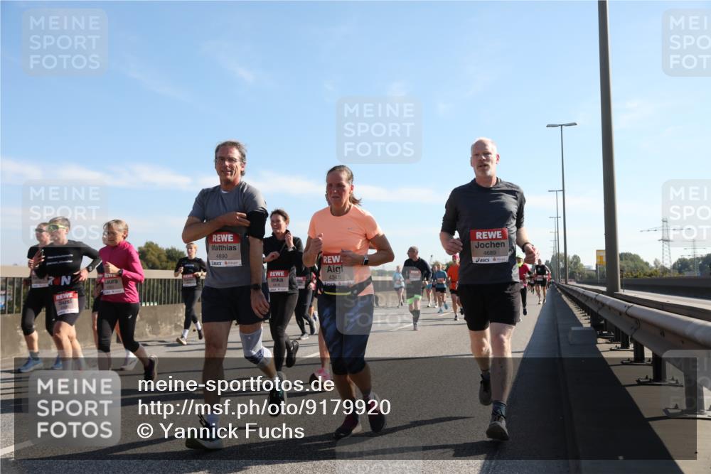 03.10.2025 - Köhlbrandbrückenlauf Yannick Fuchs http://msf.ph/oto/9179920 03.10.2025 11:20:23 Position 3 4890, 4345, 4689 meine-sportfotos.de