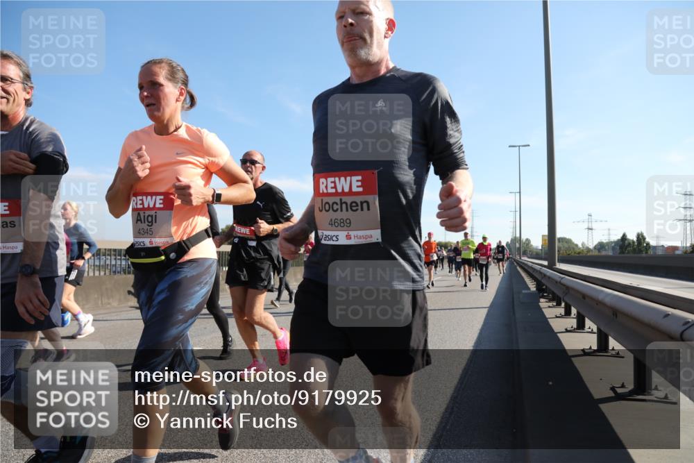03.10.2025 - Köhlbrandbrückenlauf Yannick Fuchs http://msf.ph/oto/9179925 03.10.2025 11:20:24 Position 3 4345, 4689 meine-sportfotos.de