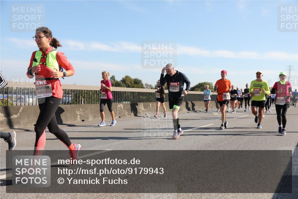 03.10.2025 - Köhlbrandbrückenlauf Yannick Fuchs http://msf.ph/oto/9179943 03.10.2025 11:20:26 Position 3 4696, 4587 meine-sportfotos.de